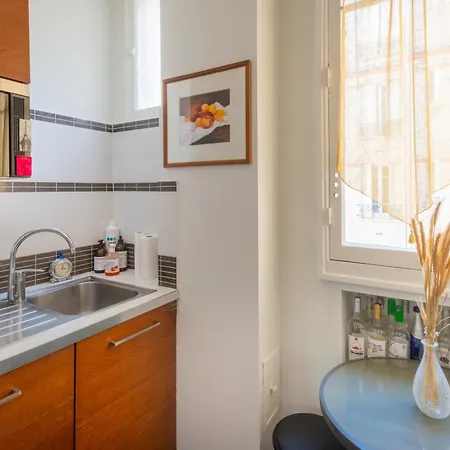 Opulent 1bd Near Eiffel Tower Grenelle 아파트